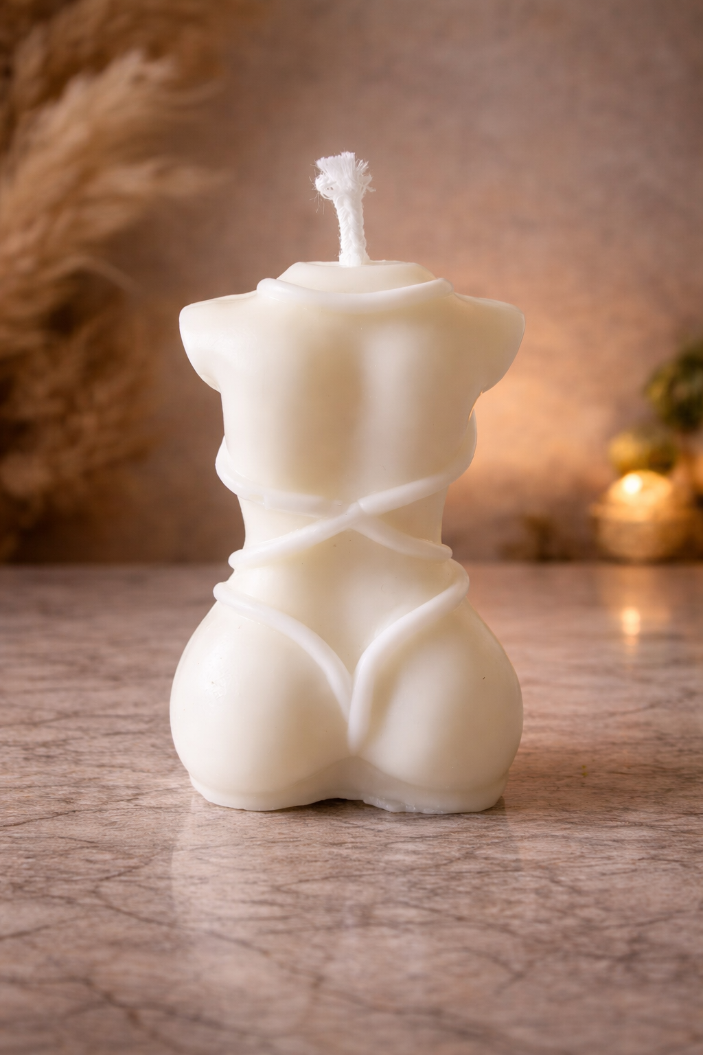 Elegant Body Sculpture Candle – Modern Art Decor